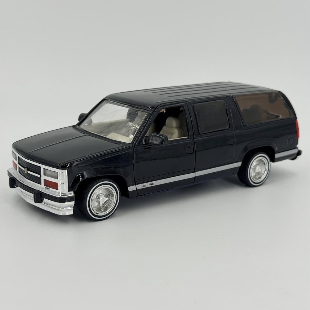 ULTRA RARE Sunnyside 1:24 Scale Black 1993 Chevy Suburban Lowrider 4/6 Drop Kit
